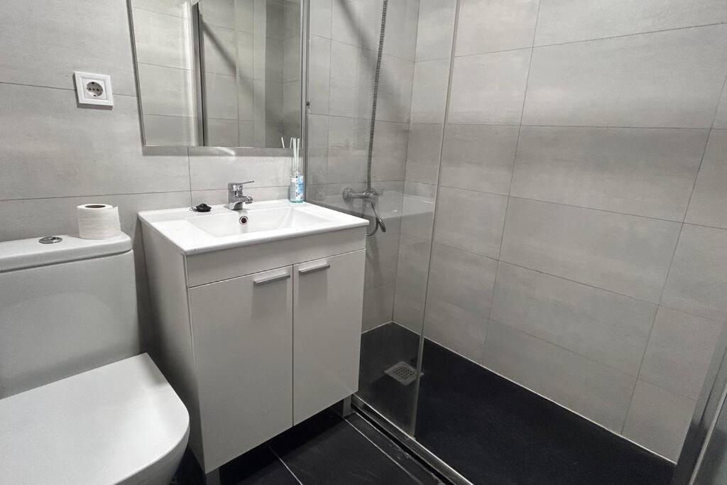 Apartament Meta Habitat Ramon Lujan A Madryt Zewnętrze zdjęcie